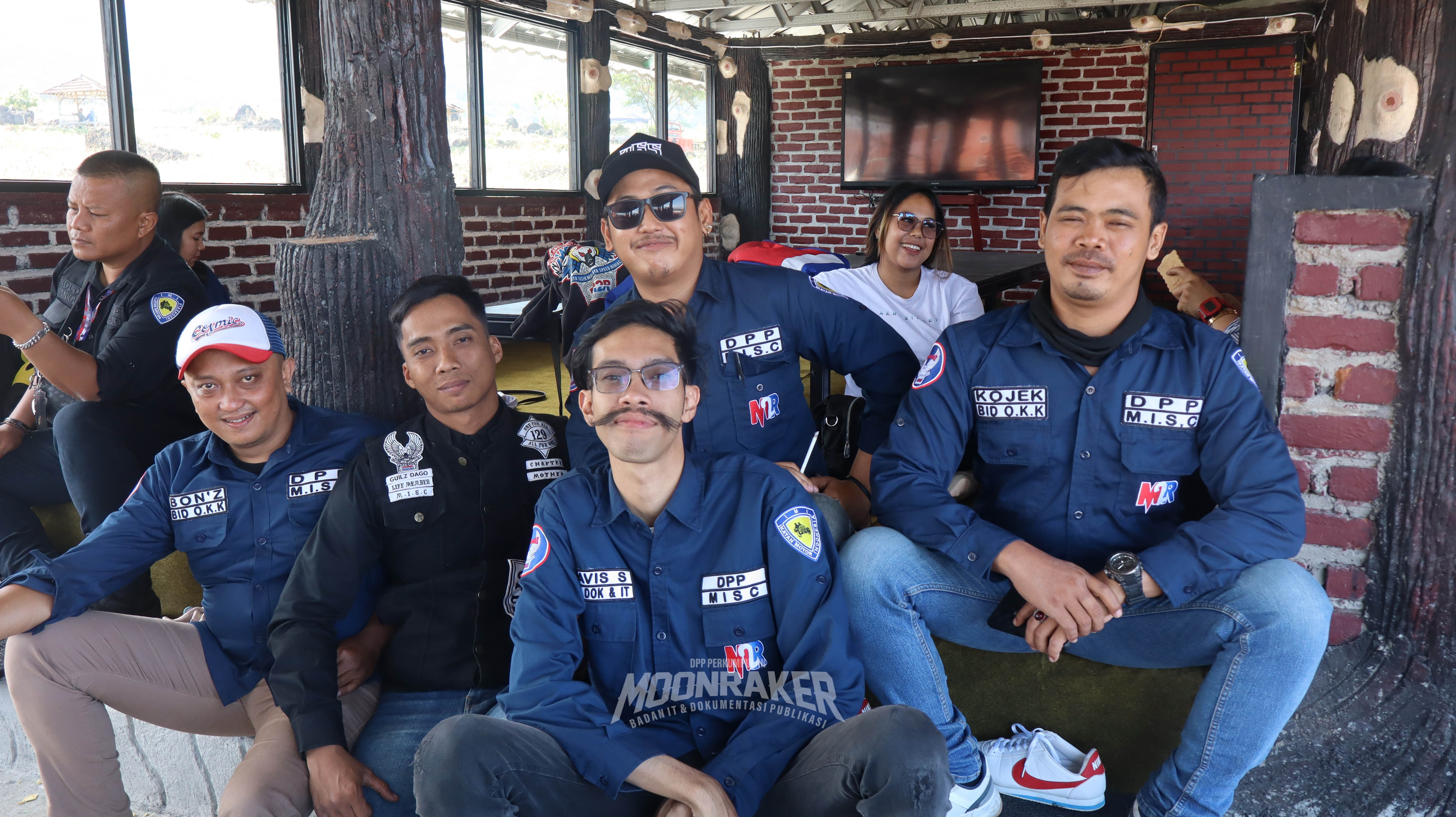 Touring 1